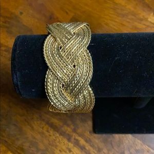 Gold bangle